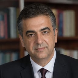 Prof. Dr. Ersan Şen — Ceza Hukuku Profesörü ve Yasal Uyum Uzmanı